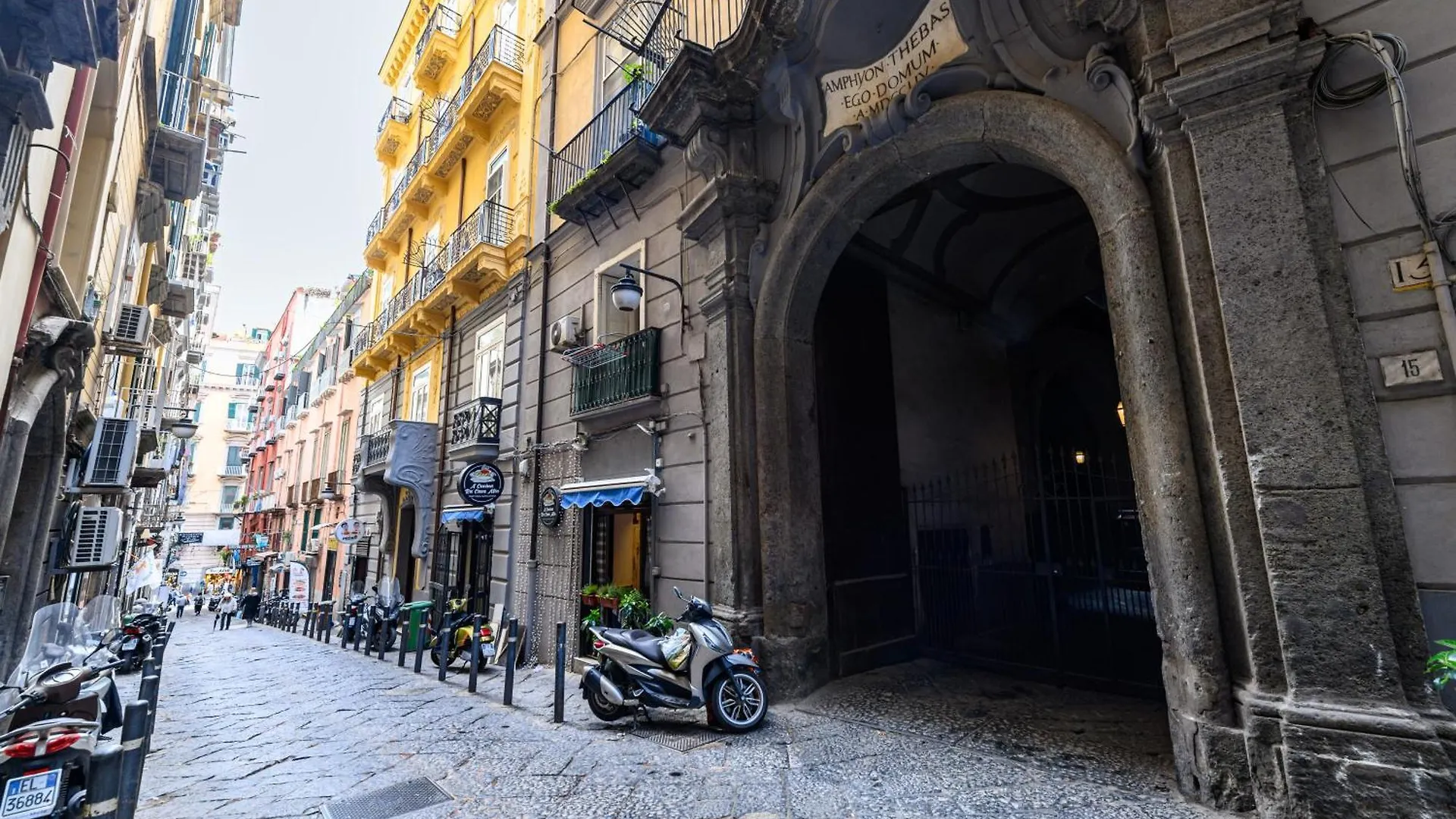 Appartamento Via Carlo De Cesare 15 Napoli Italia