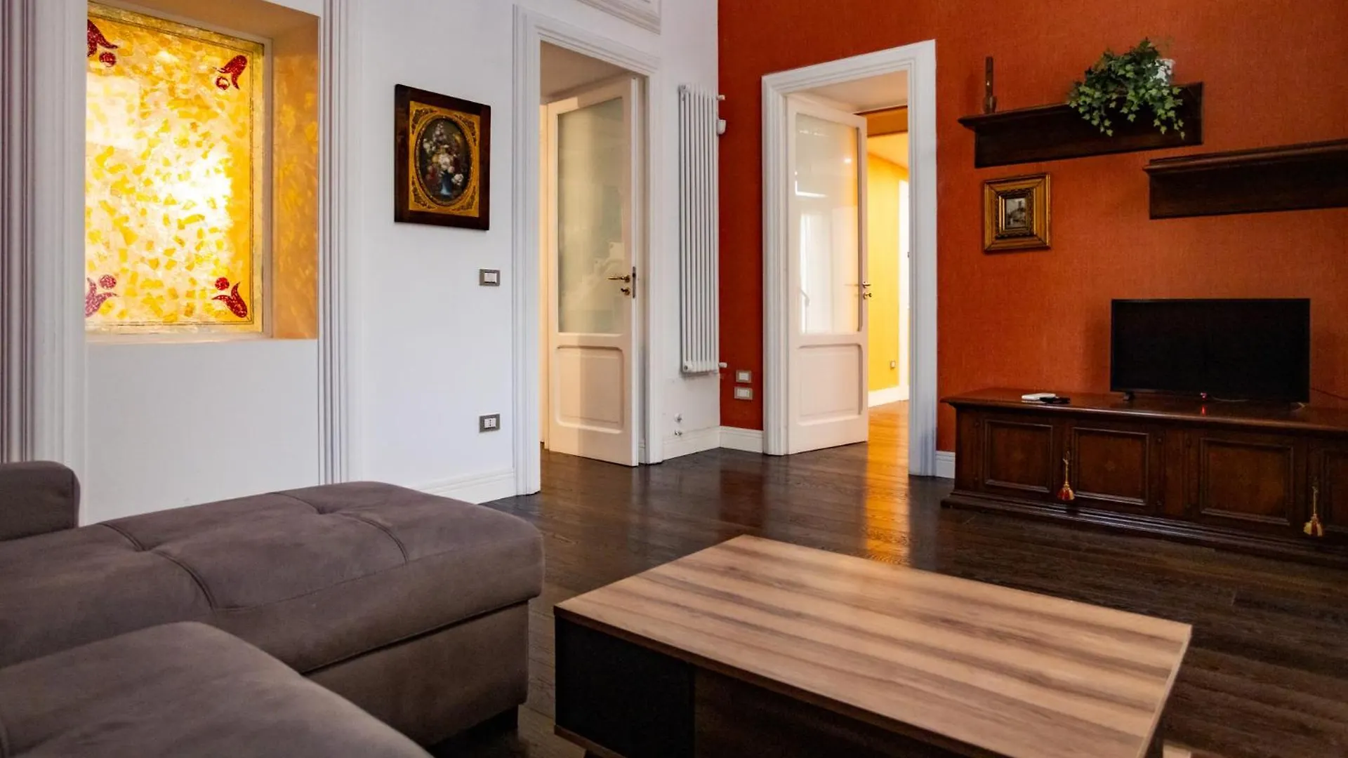 Appartamento Via Carlo De Cesare 15 Napoli
